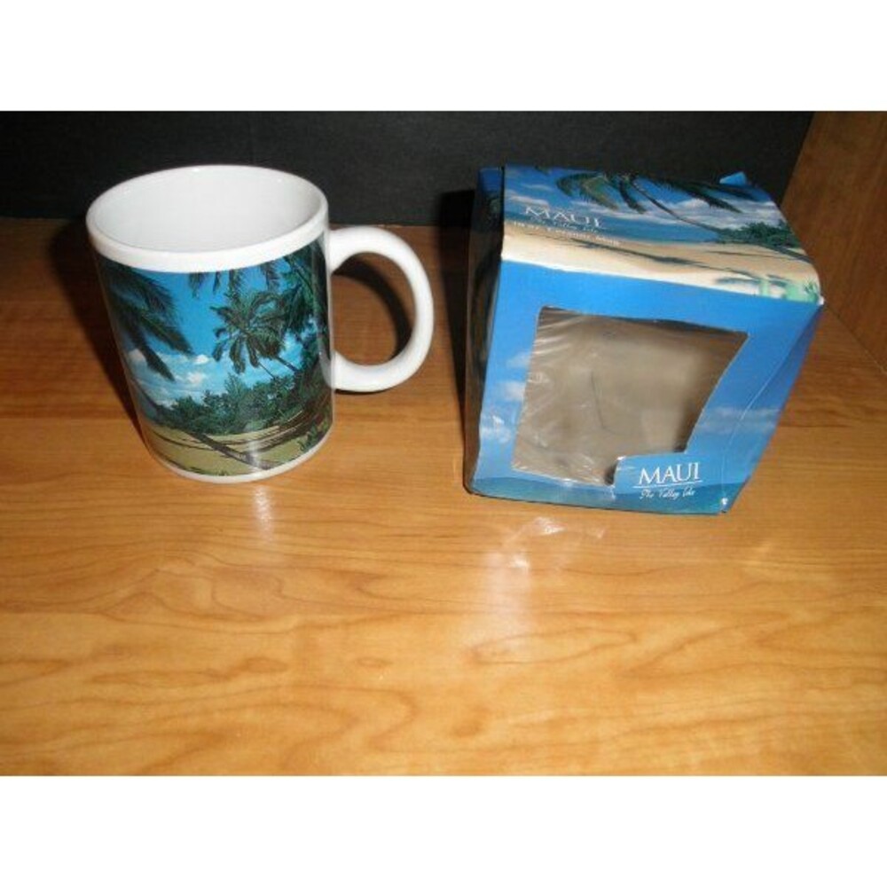 NEW OPEN BOX MAUI THE VALLEY ISLE HAWAII COLORFUL BLUE MUG 10 OUNCES HOT OR COLD